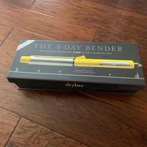 Dry Bar 3-day Bender curling iron